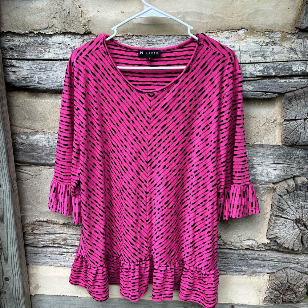 N Touch Pink and Black Striped Women's Top 3/4 Sleeves Size XL
